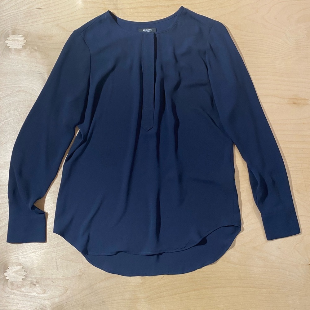 Premise Deep Blue Women's Blouse Small (QO)